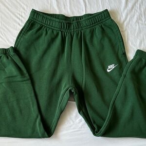 Nike Men’s Forest Green Joggers